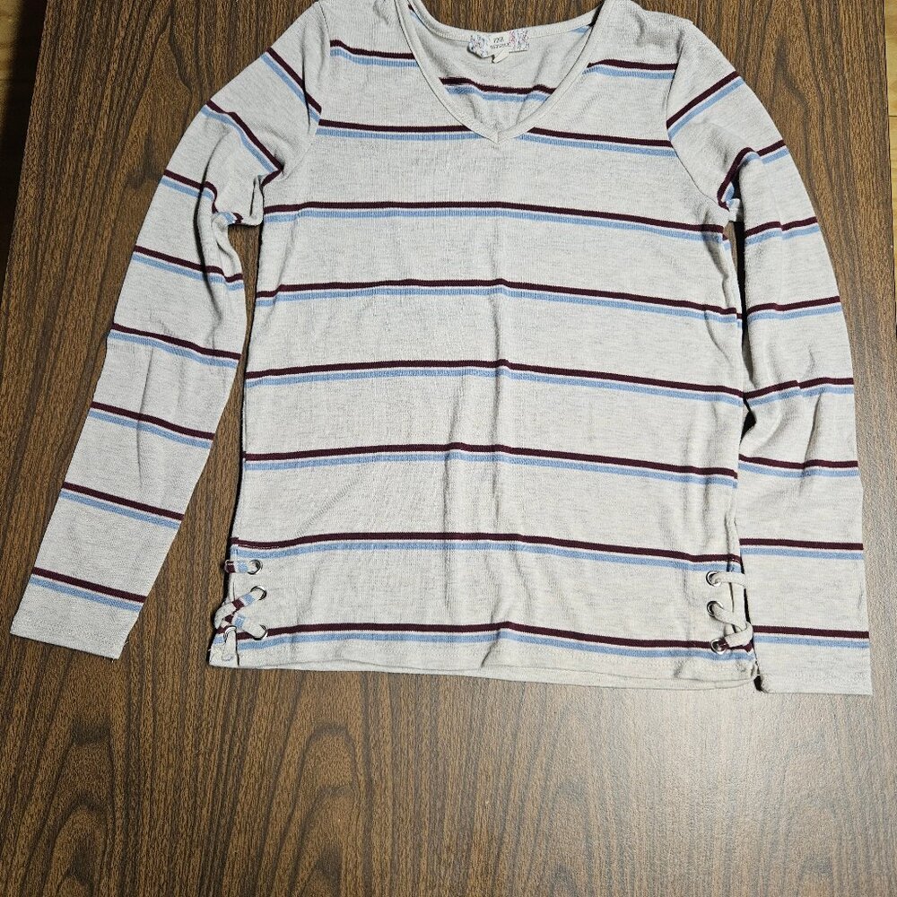 junior sweater